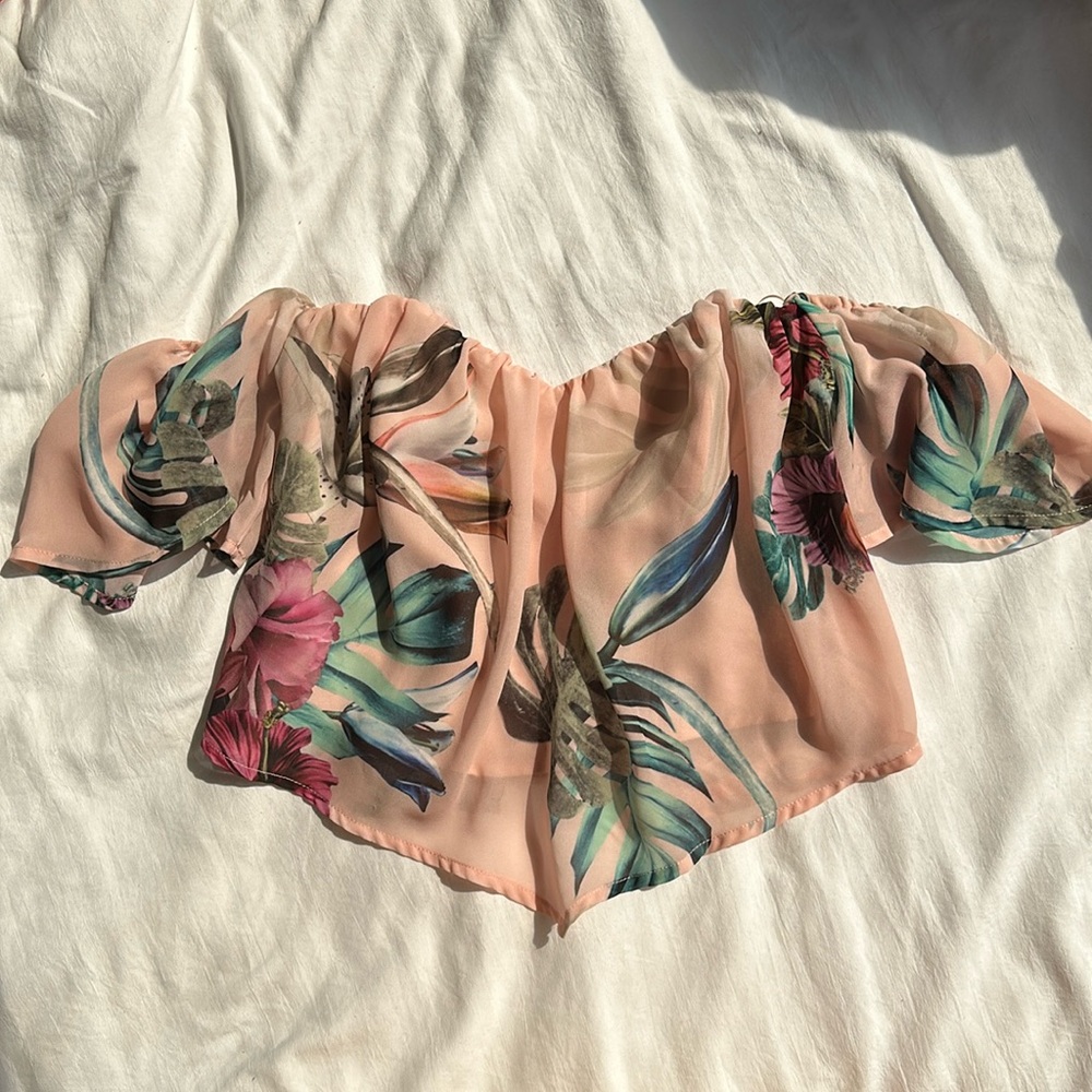 Guess pink floral crop top